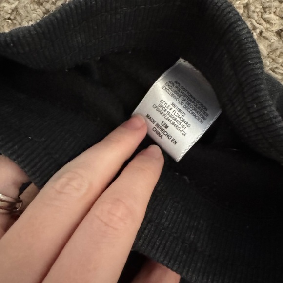 The Rolling Stones Baby Toddler 2 Piece Sweatsuit Sweatpants & Hoodie Sz 12M - Picture 3 of 5